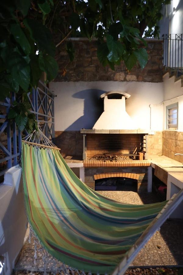 Vacation House With Stunning View - Vári エクステリア 写真